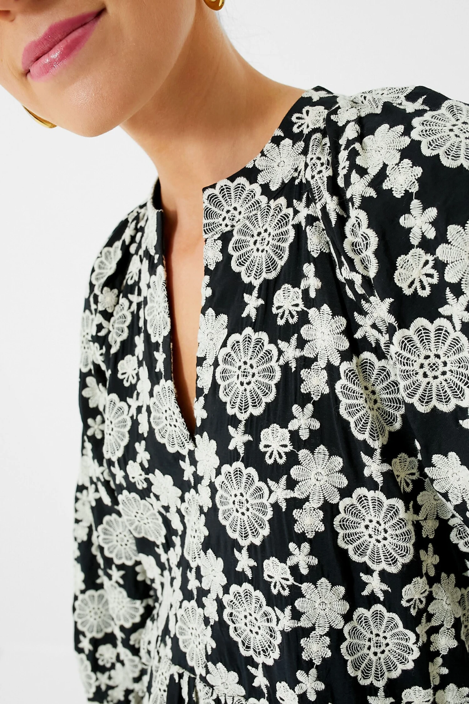 Black & Ivory Eyelet Kathleen Long Sleeve Dress - Image 2