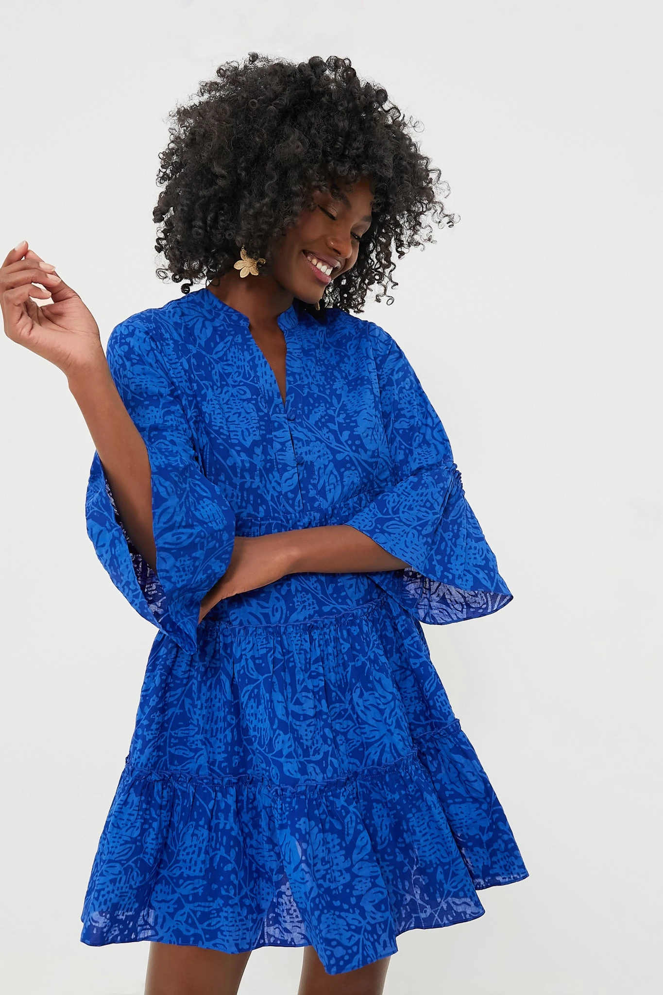 Blue Tiered V-Neck Quidnet Mini Dress - Image 2