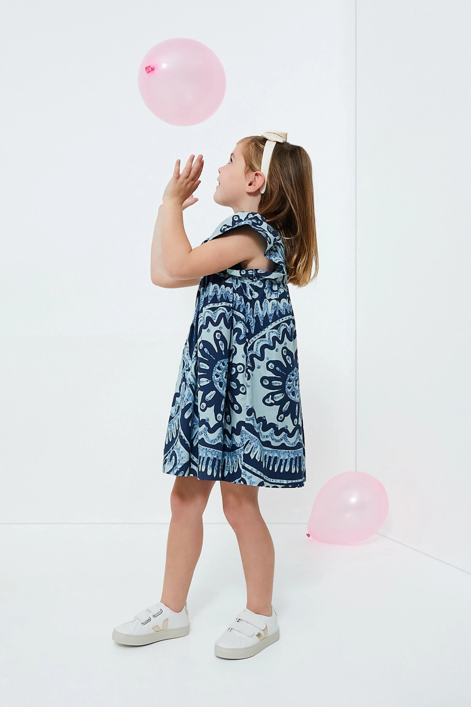 Exclusive Blue Charlough Print Flutter Sleeve Dress - Image 3