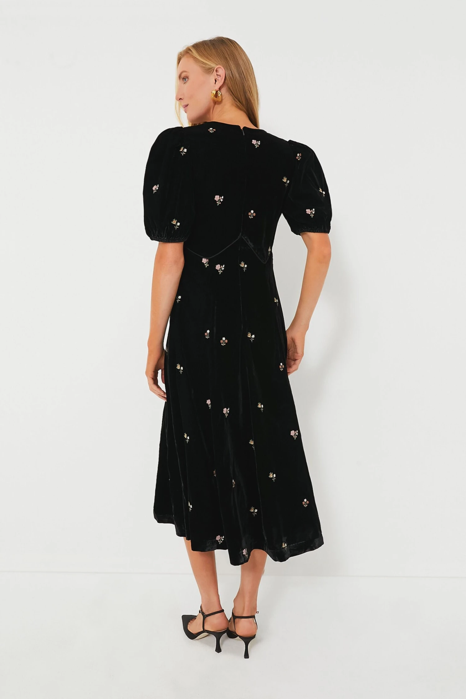 Black Rubina Embroidery Puff Sleeve Midi Dress - Image 4