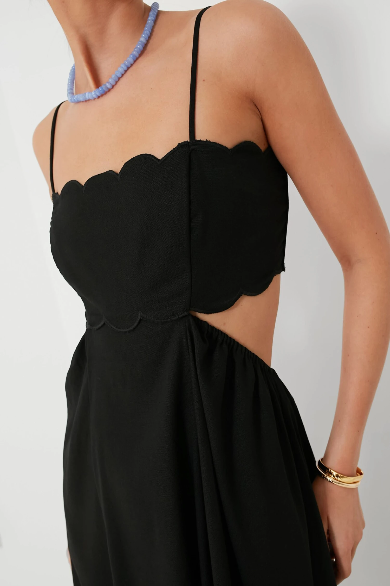 Black Scallop Hem Dress - Image 5